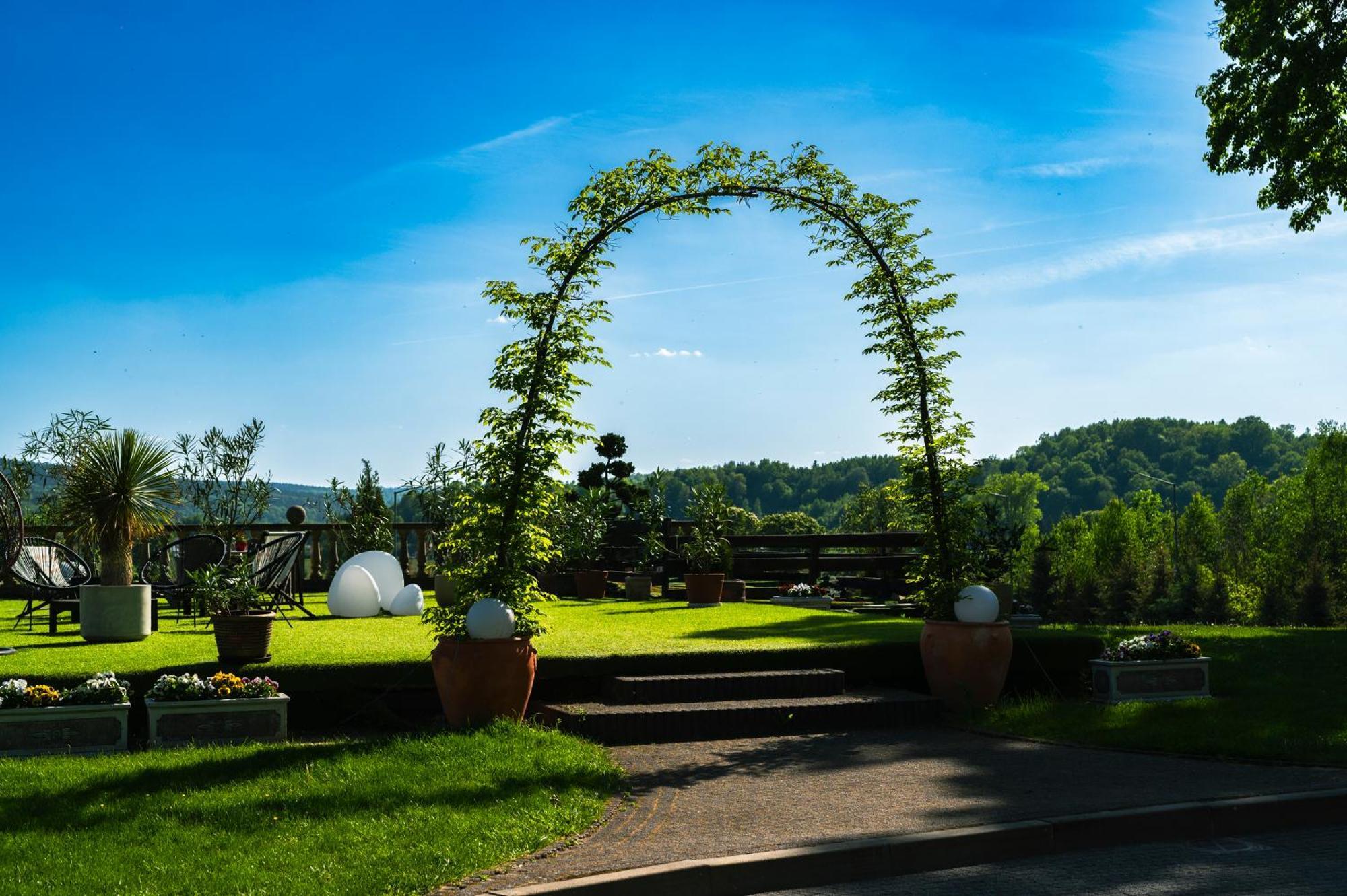 Hotel Zamek Dubiecko Zewnętrze zdjęcie